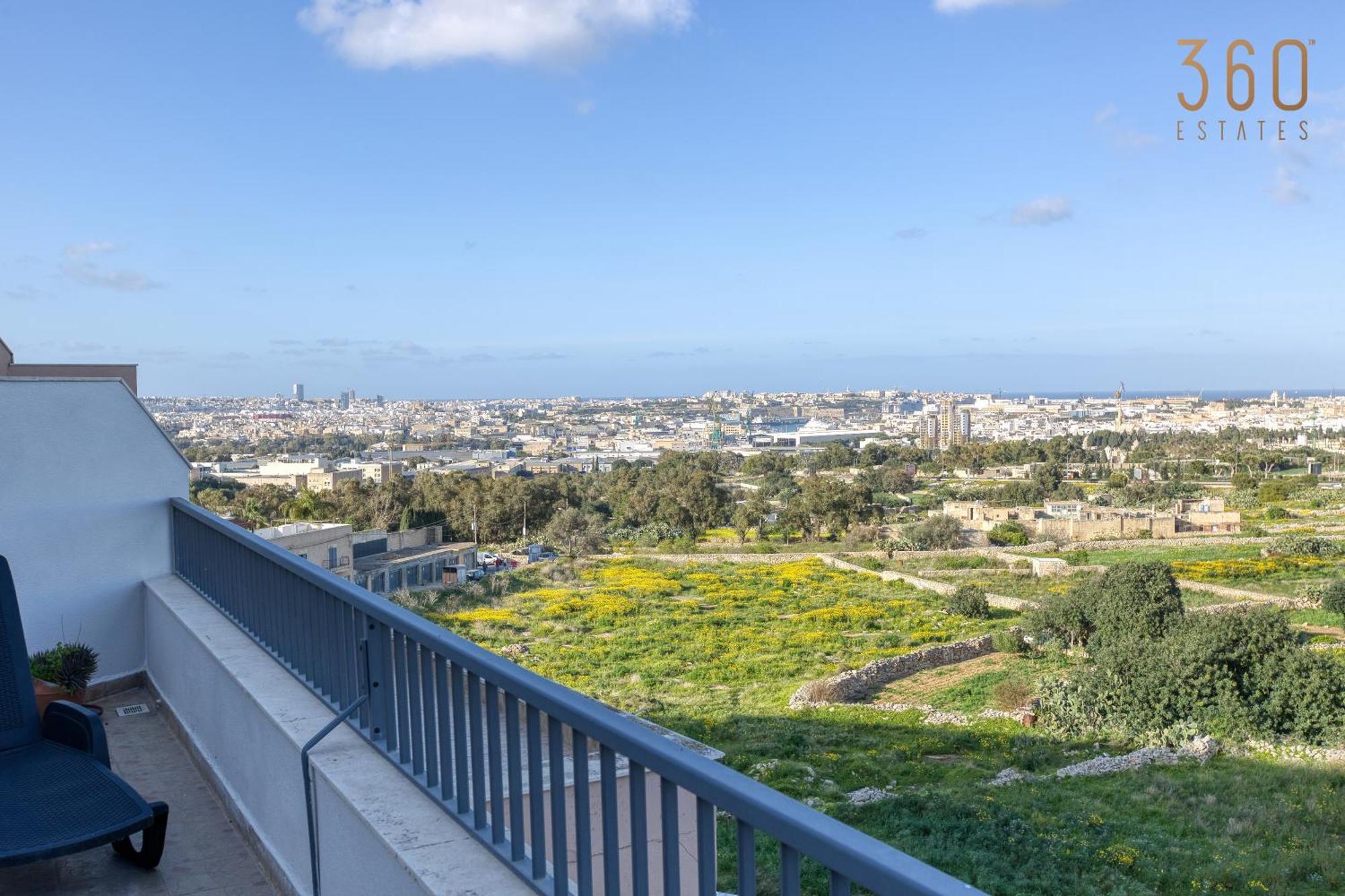 Beautiful Pent With Terrace & Spectacular Views By 360 Estates Apartment Luqa Exterior photo