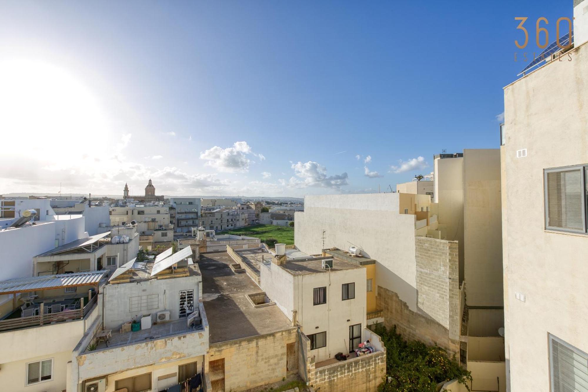 Beautiful Pent With Terrace & Spectacular Views By 360 Estates Apartment Luqa Exterior photo