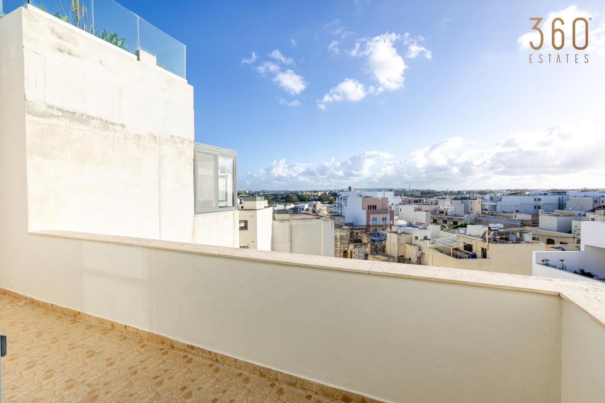 Beautiful Pent With Terrace & Spectacular Views By 360 Estates Apartment Luqa Exterior photo